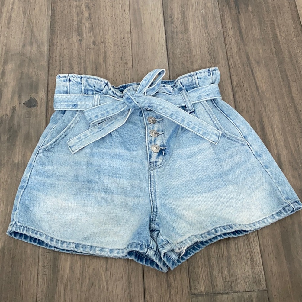 American Eagle Paper Bag‎ Mom Denim Short Size 4